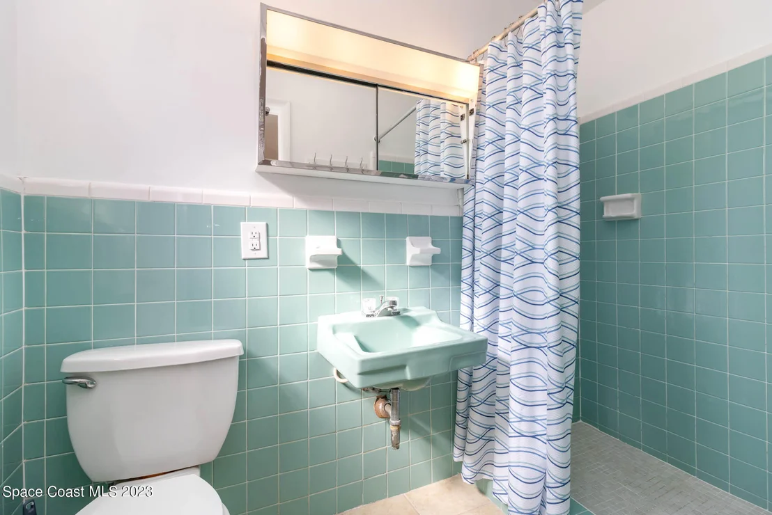 Photo of 2095 Montgomery Road