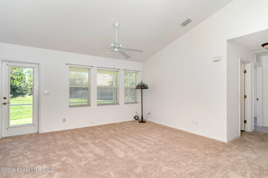 Photo of 2905 Fig Road SE