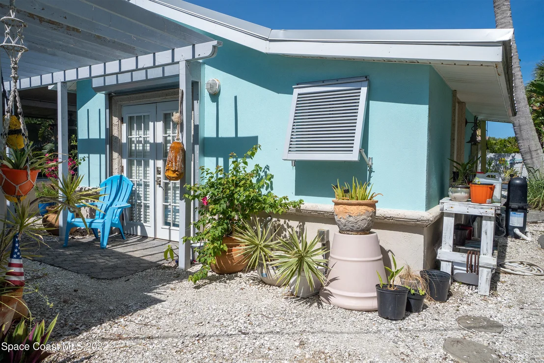 Photo of 230 Rita Boulevard