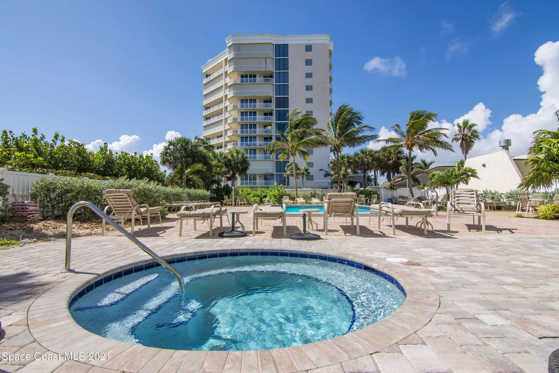 Photo of Unit PHA2 at 3100 N Highway A1a