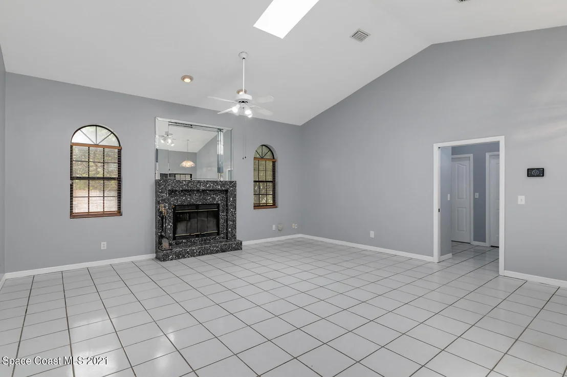 Photo of 7948 Timberlake Drive