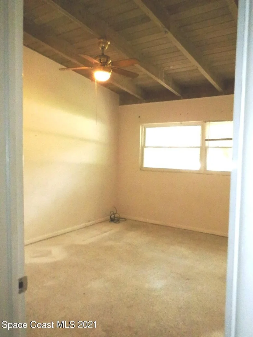 Photo of 1490 Blanche Street
