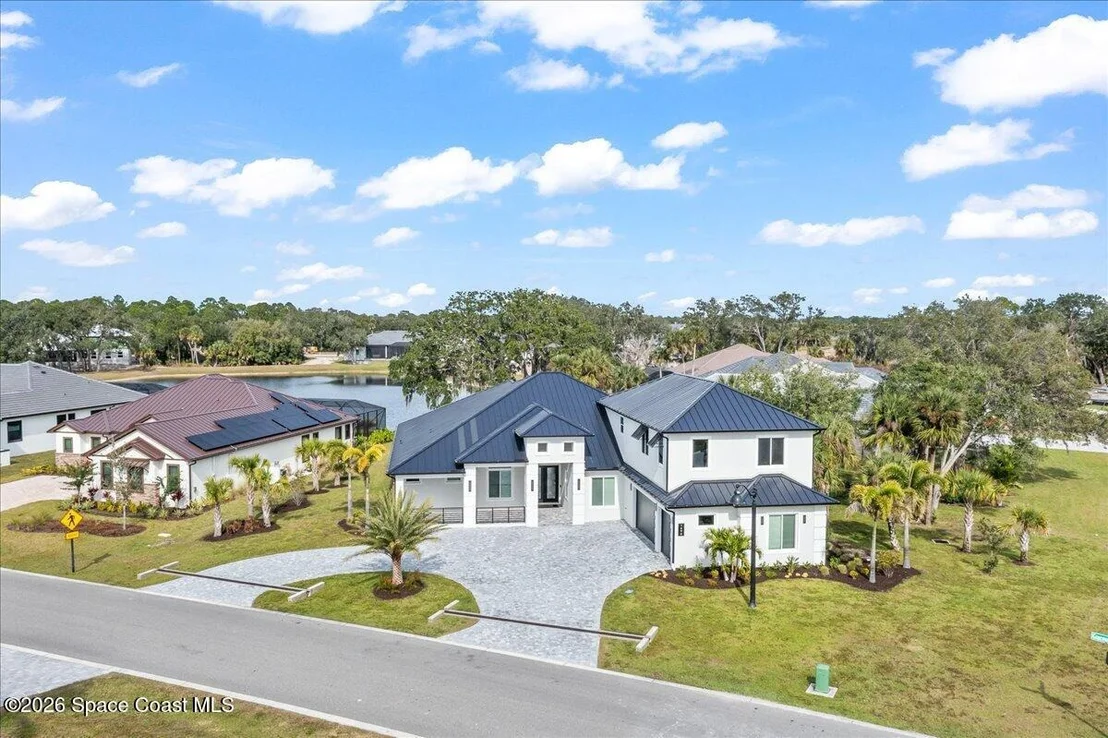 Photo of 1696 Gracewood Drive