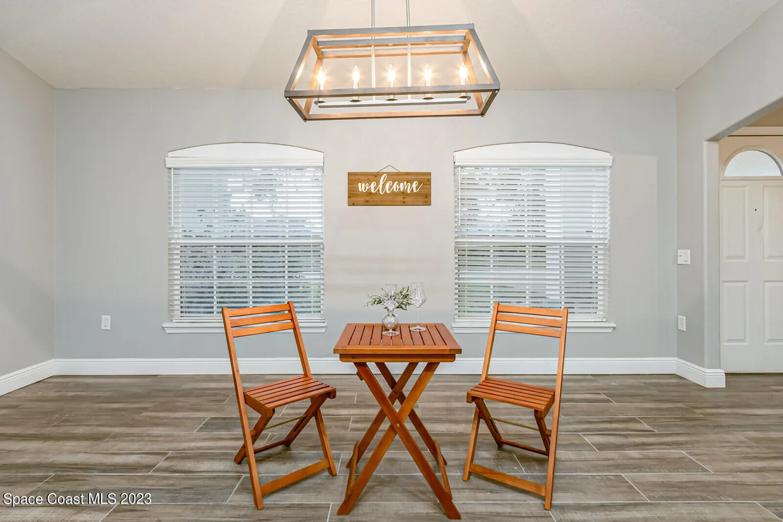 Photo of 1171 Meadow Lake Road