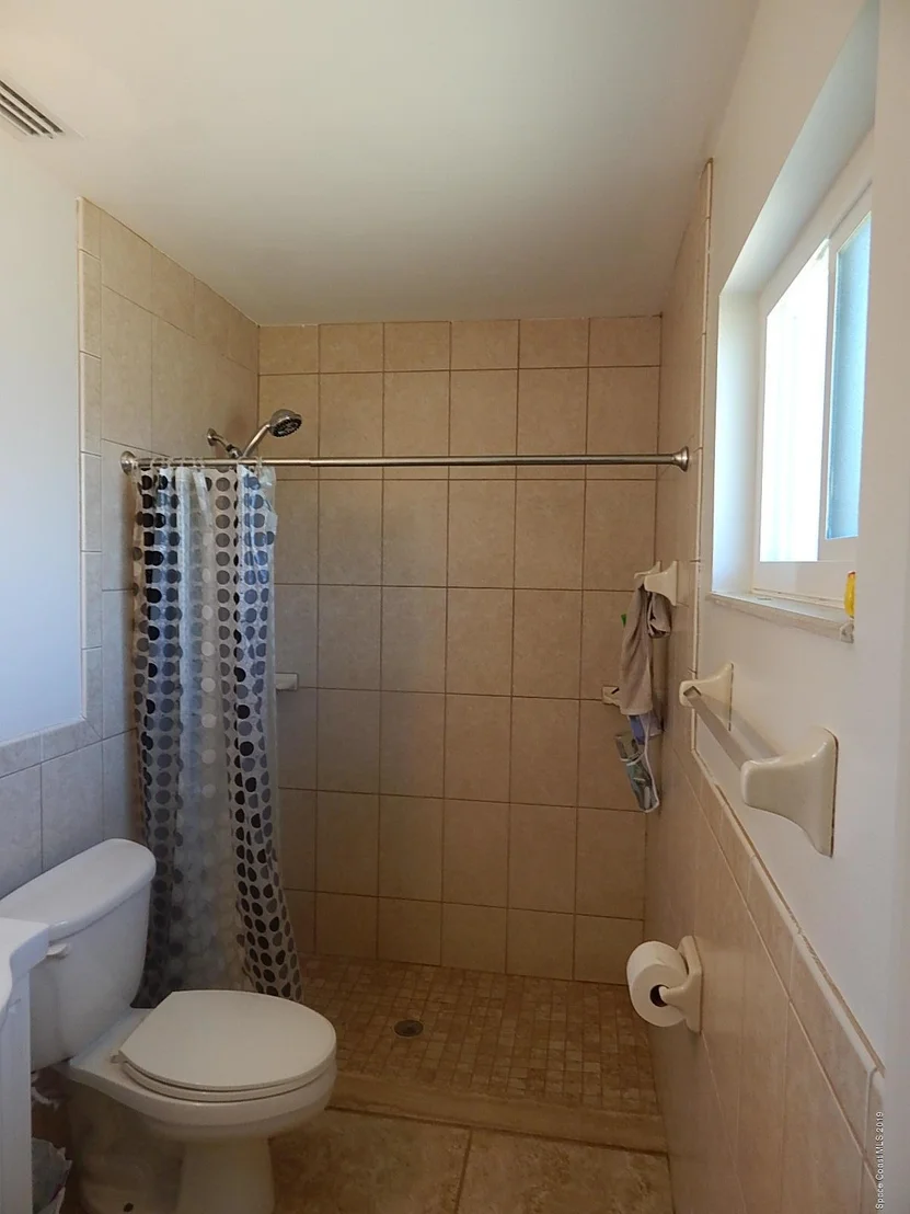 Photo of 2710 Hereford Road