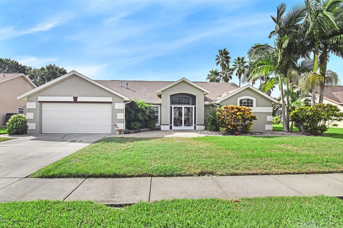 Photo of 943 Pelican Lane