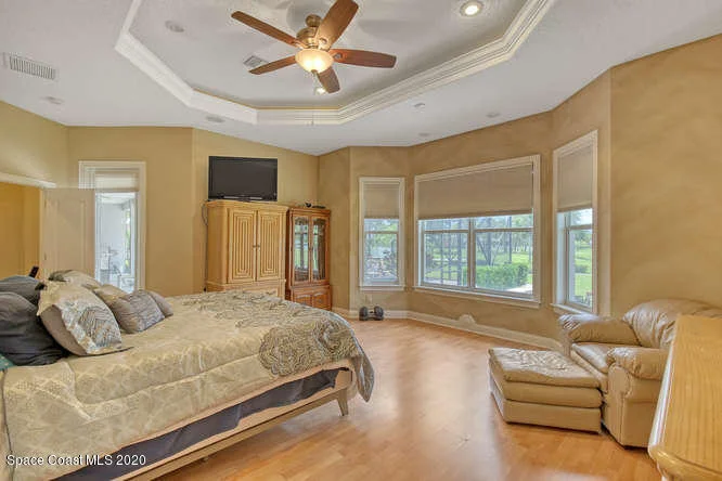 Photo of 1145 Tuckaway Drive