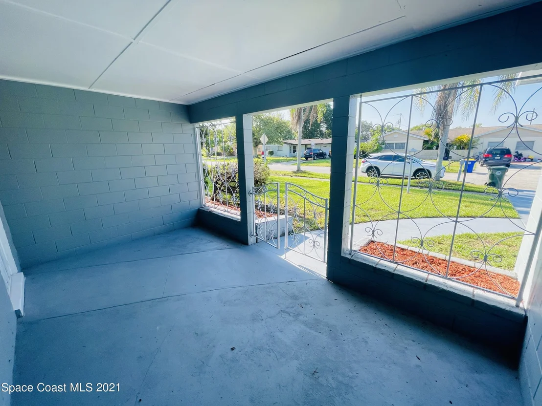 Photo of 996 Nicklaus Drive