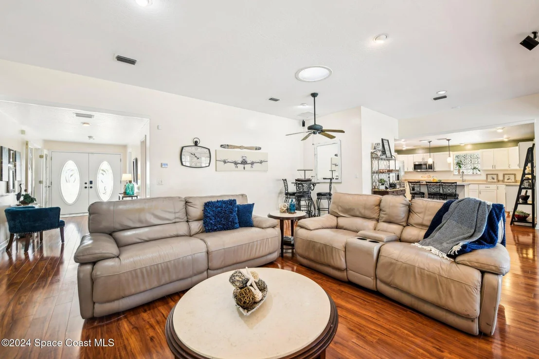 Photo of 218 Fifth Avenue