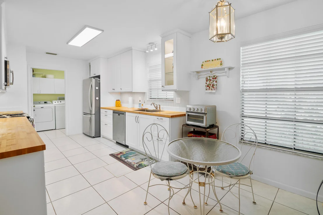 Photo of 849 Gardener Road