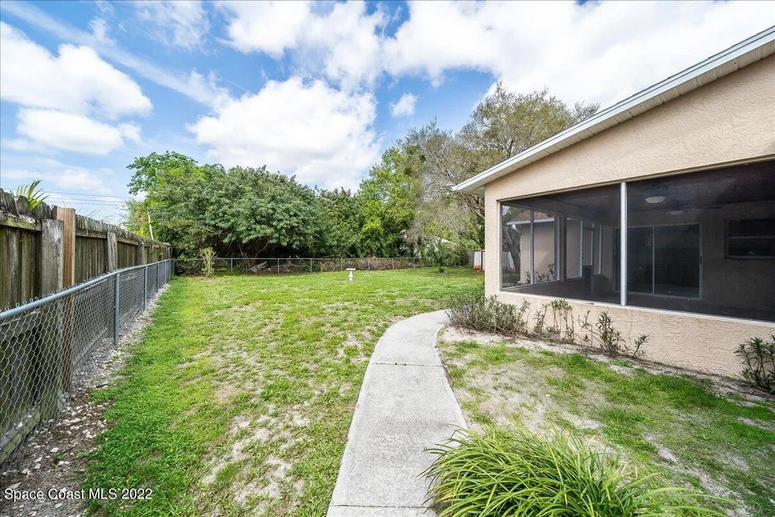 Photo of 6248 Bamboo Avenue