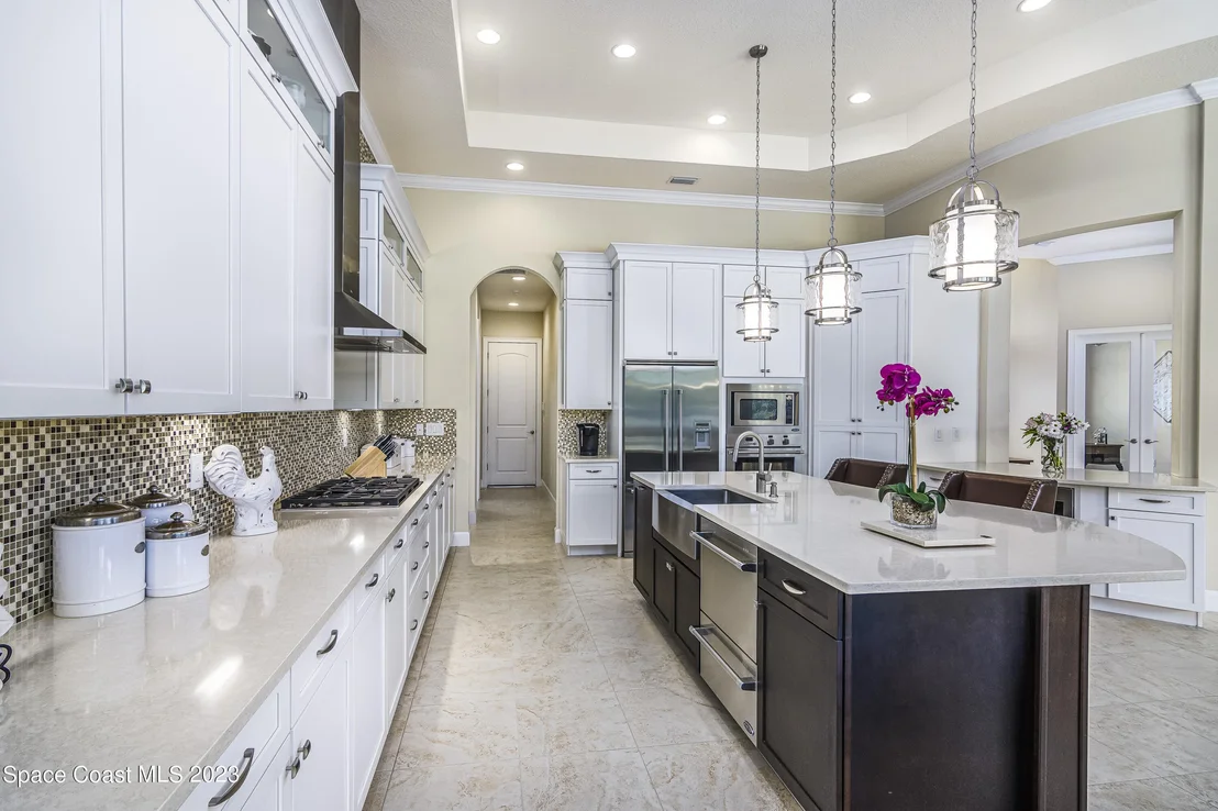 Photo of 814 Lorenza Place
