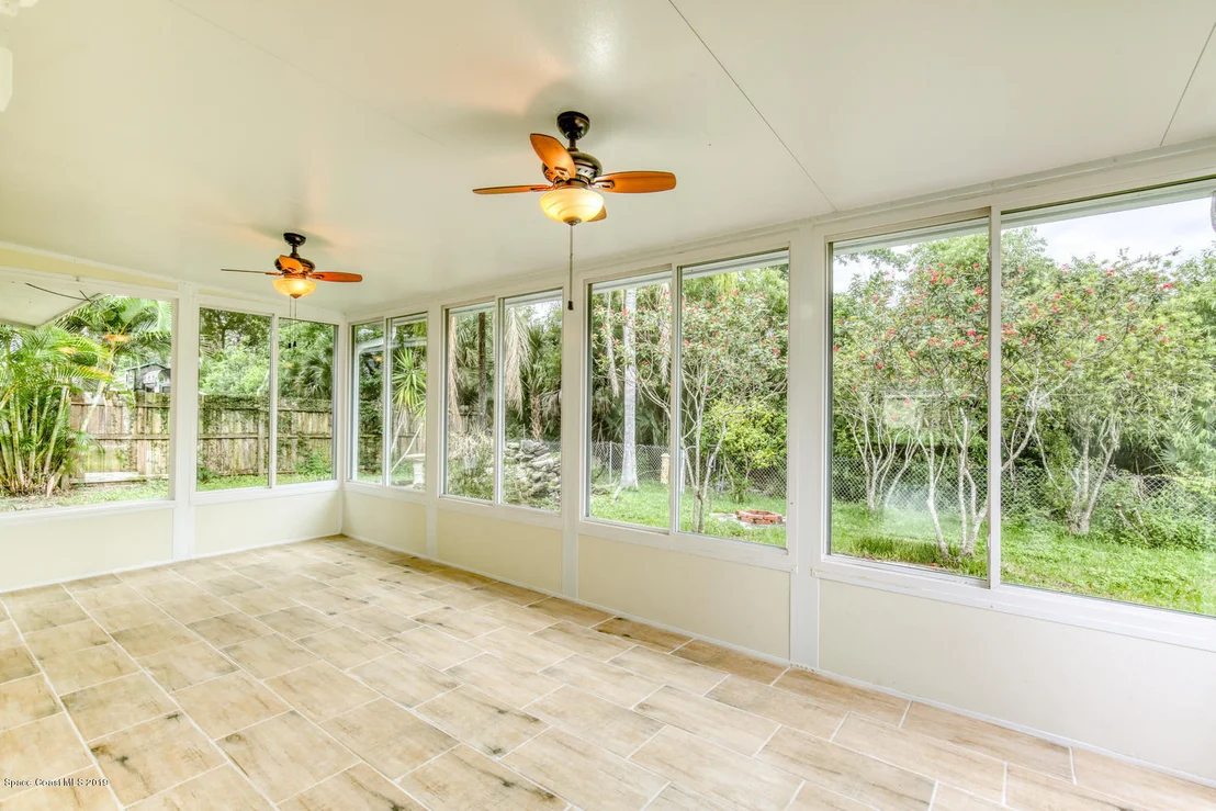 Photo of 2821 Shepard Drive