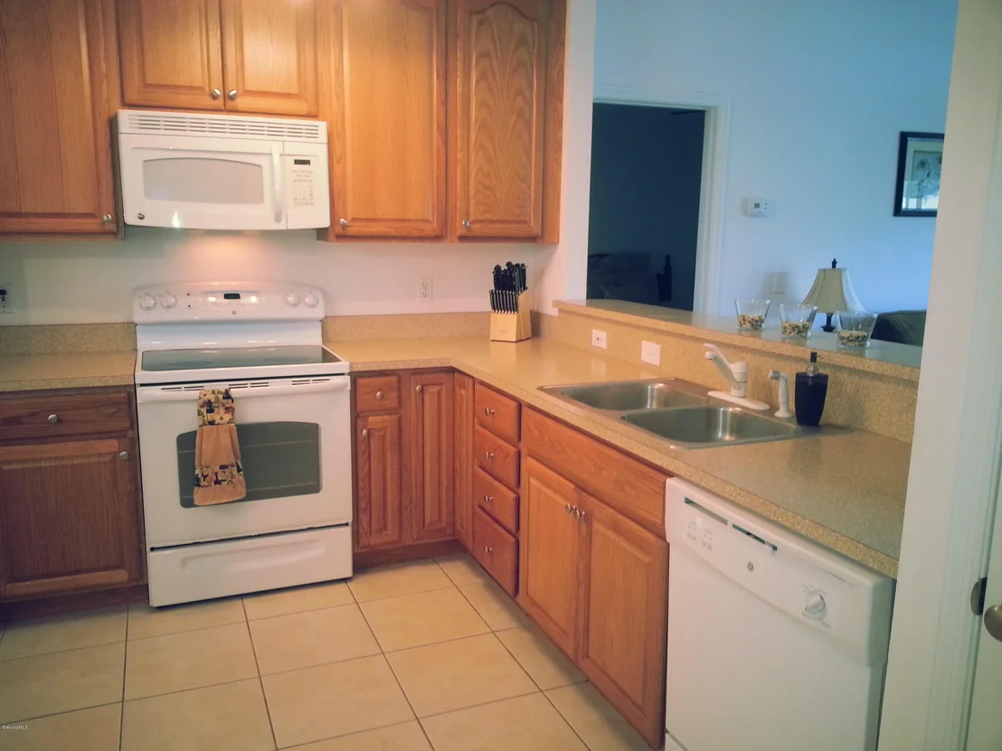 Photo of 2407 Mountain View Avenue