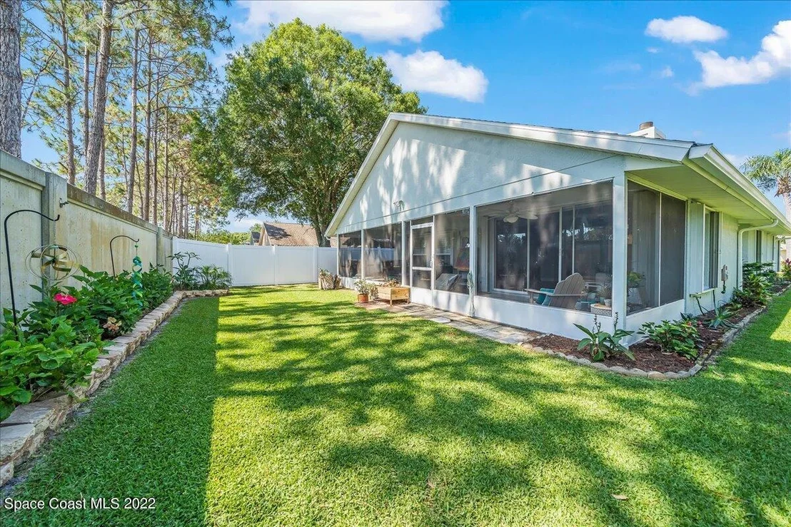 Photo of 3964 Saint Armens Circle