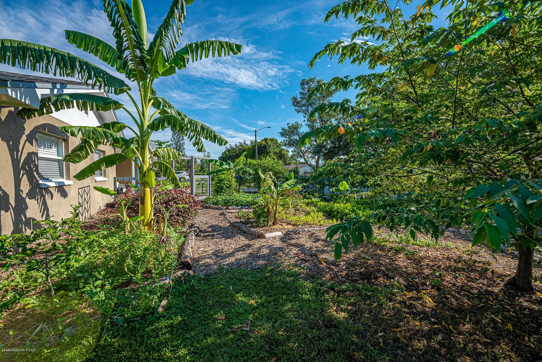 Photo of 2622 Diplomat Drive