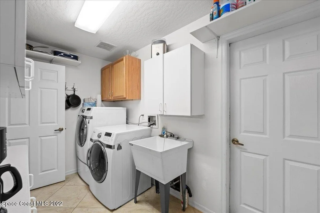 Photo of 3056 Pineda Crossing Drive