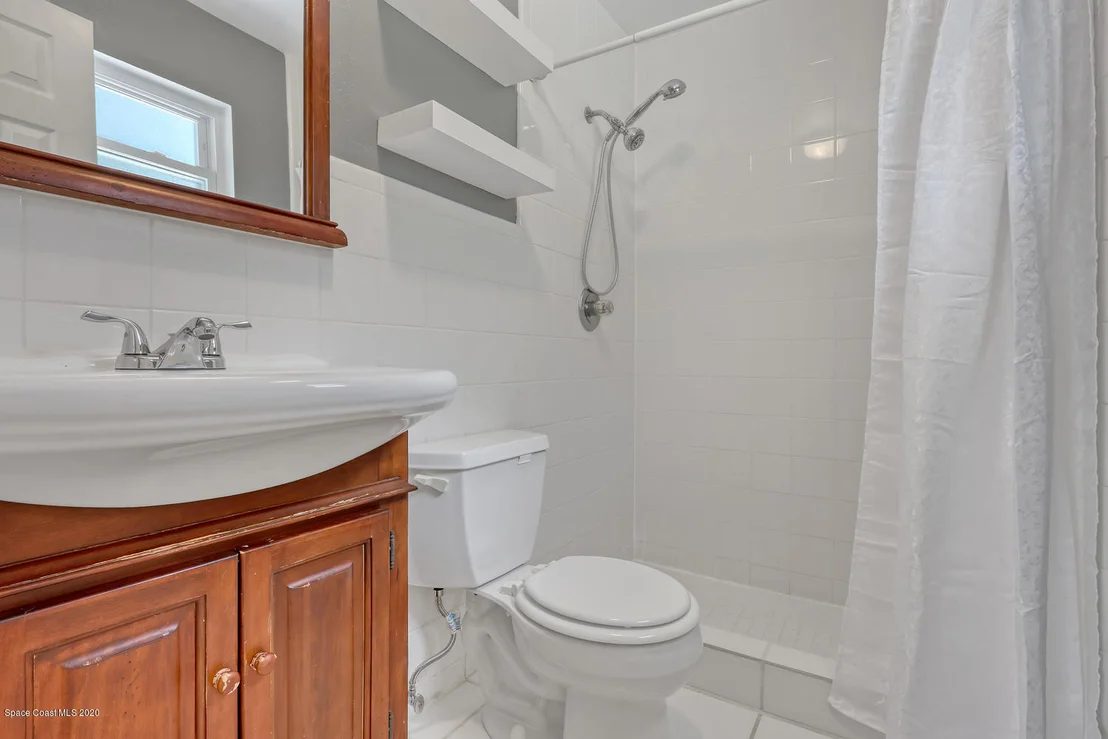Photo of 1085 Hermosa Drive