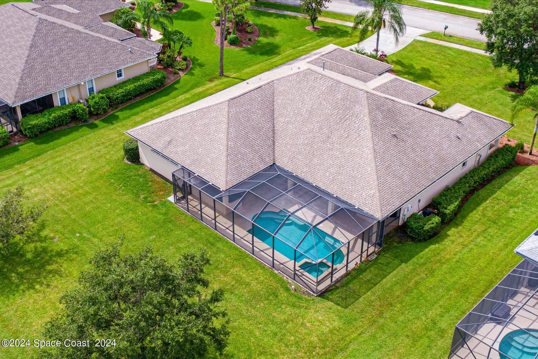 Photo of 2131 Windbrook Drive SE