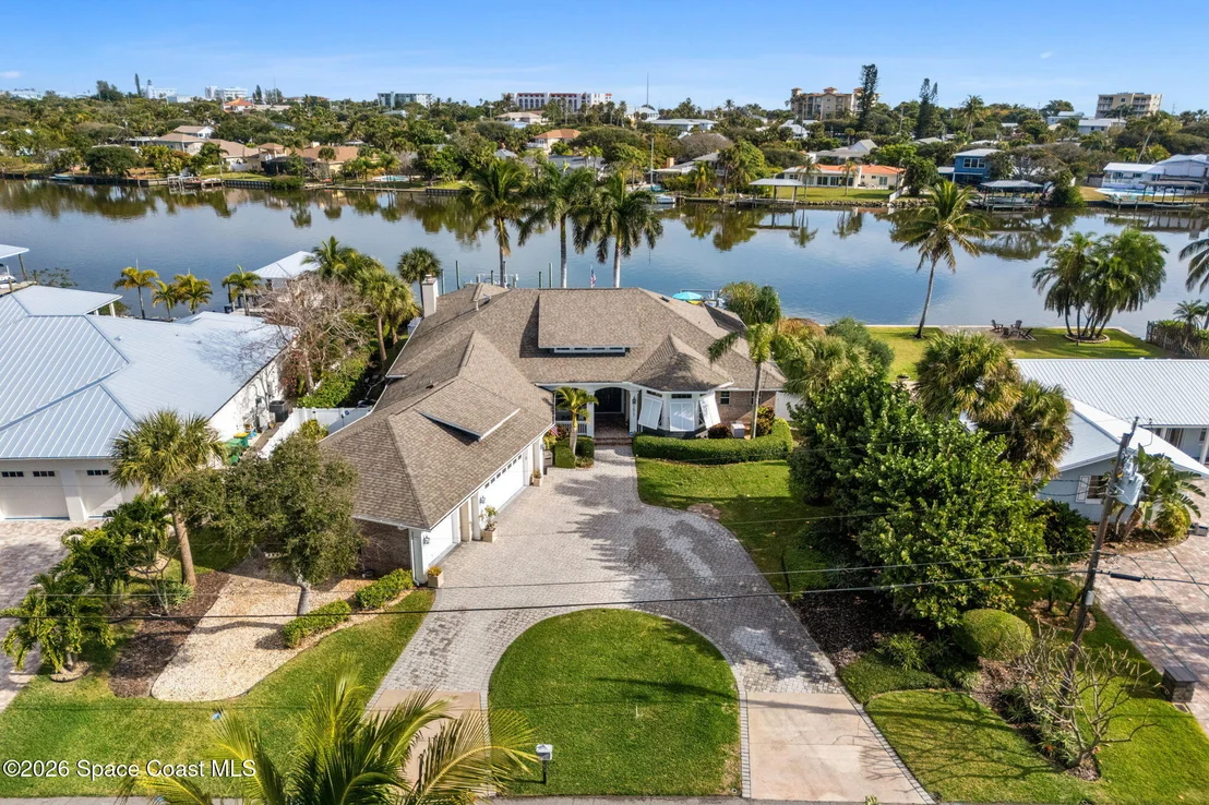 Photo of 1675 Bay Shore Drive