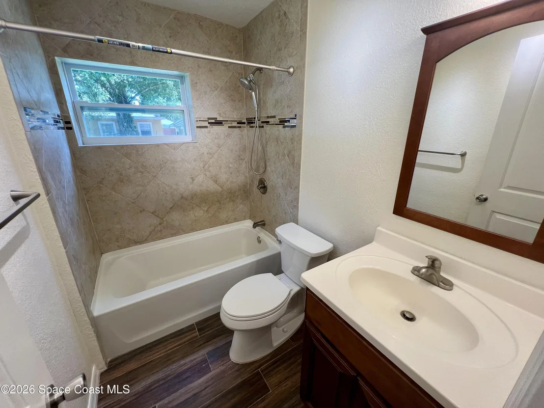 Photo of 175 NW Valencia Road