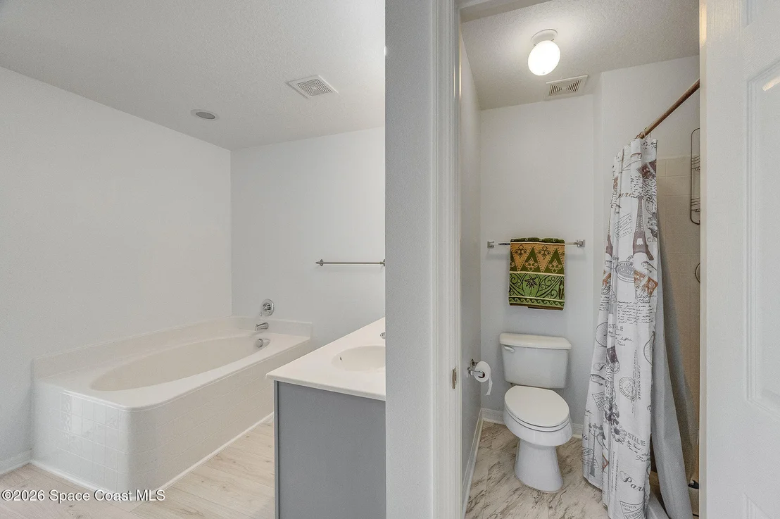 Photo of 2041 Brookshire Circle