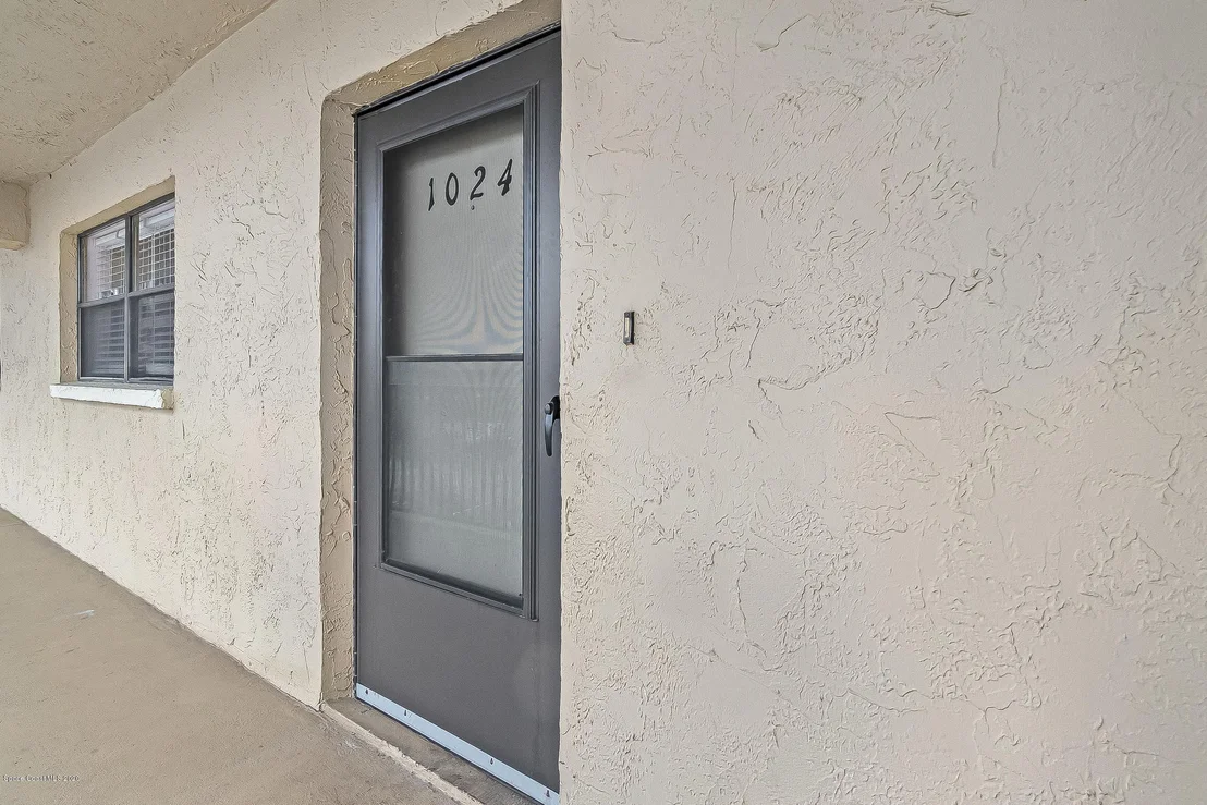 Photo of Unit 1024 at 315 Tangle Run Boulevard