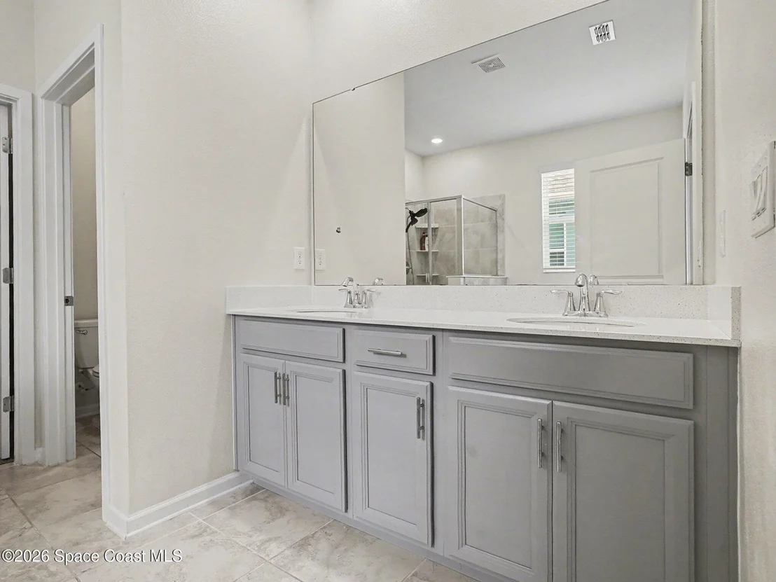 Photo of 5550 Bakewell Place