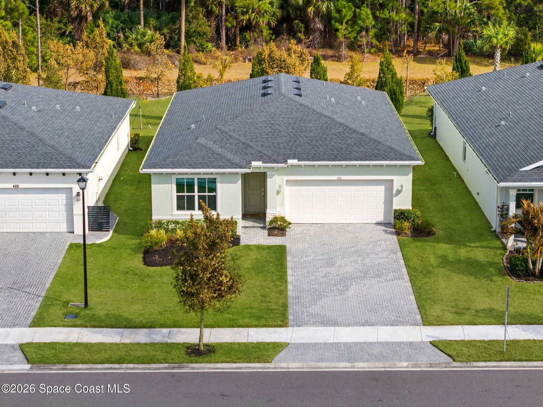 Photo of 492 Veridian Circle NW