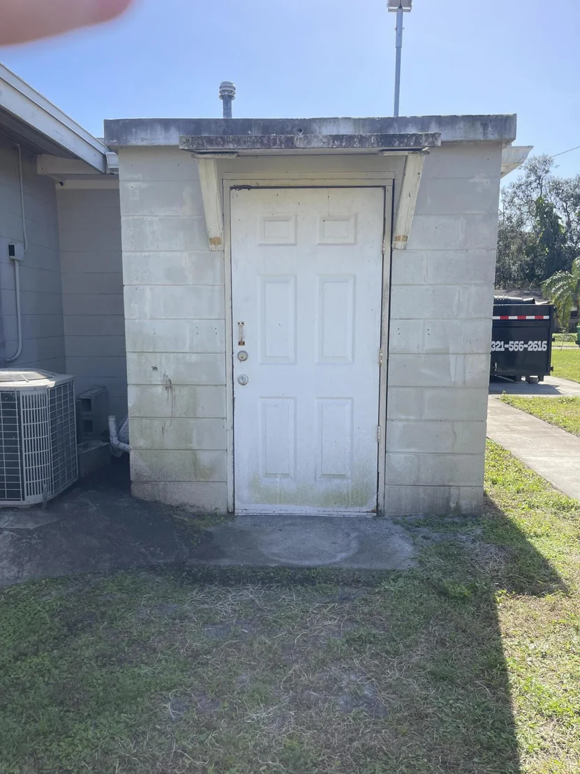 Photo of 2460 Victor Road