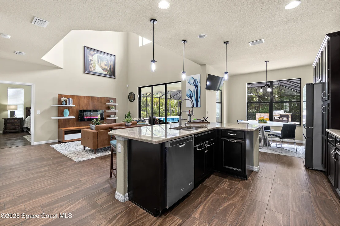 Photo of 7914 Creshire Court