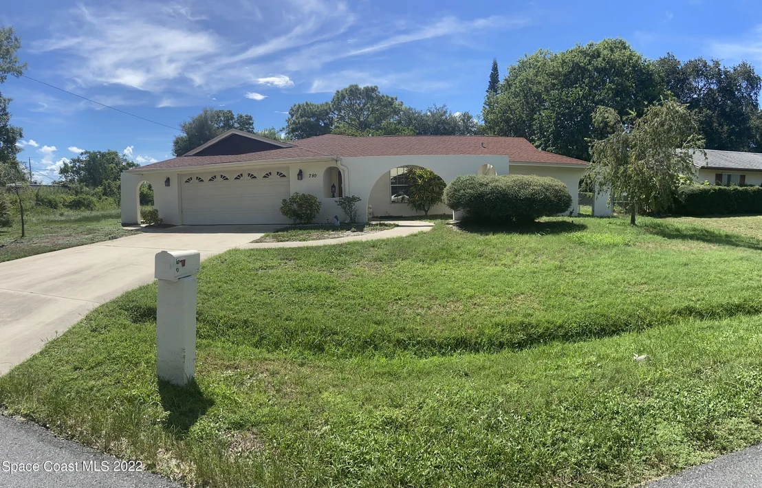 Photo of 780 Baracoa Avenue NE