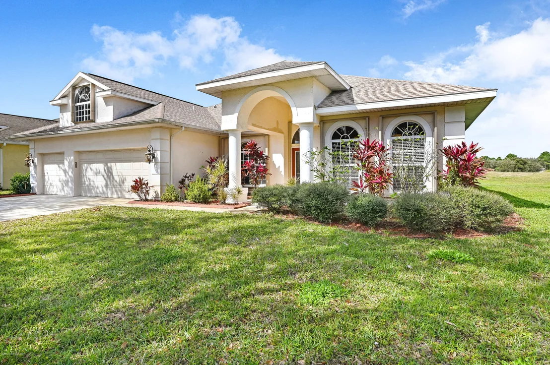 Photo of 1830 Windbrook Drive SE