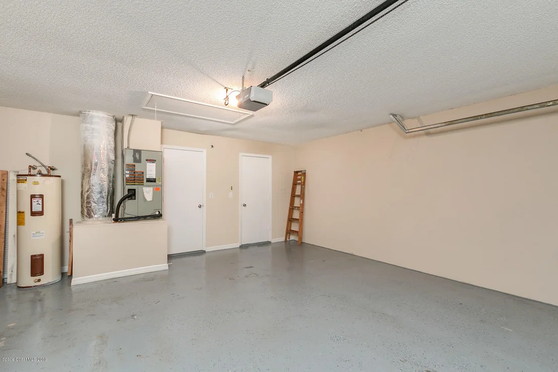 Photo of 6990 Hammock Trace Drive