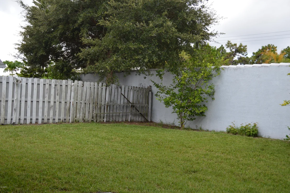 Photo of 944 S Fork Circle