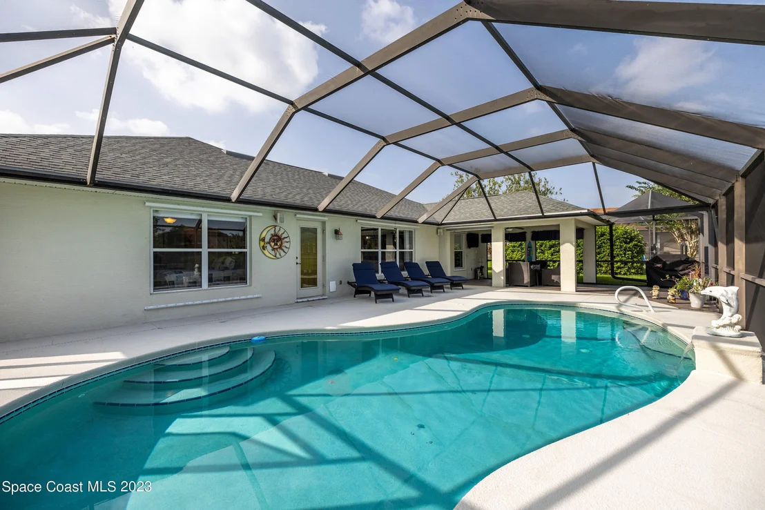 Photo of 1660 Whitman Drive