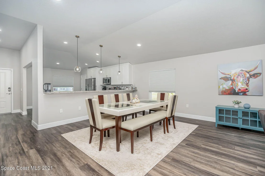 Photo of 1271 Buffing Circle SE