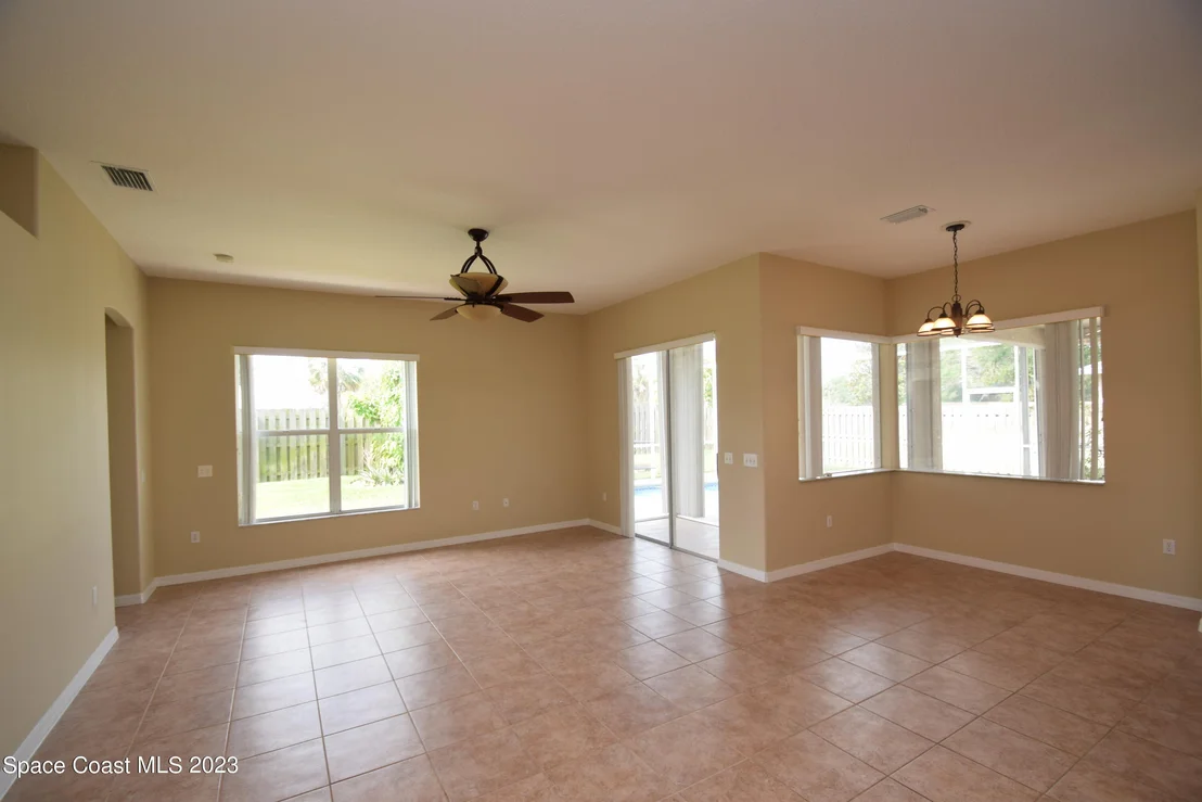 Photo of 2223 Woodfield Circle