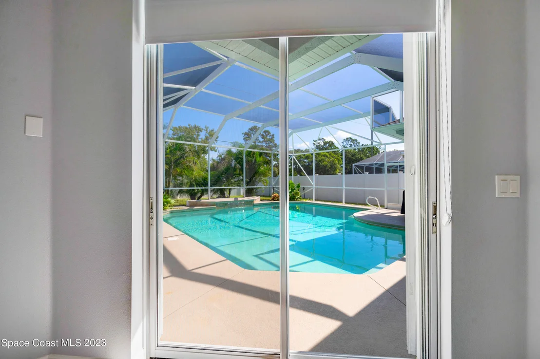 Photo of 1421 Whitman Drive