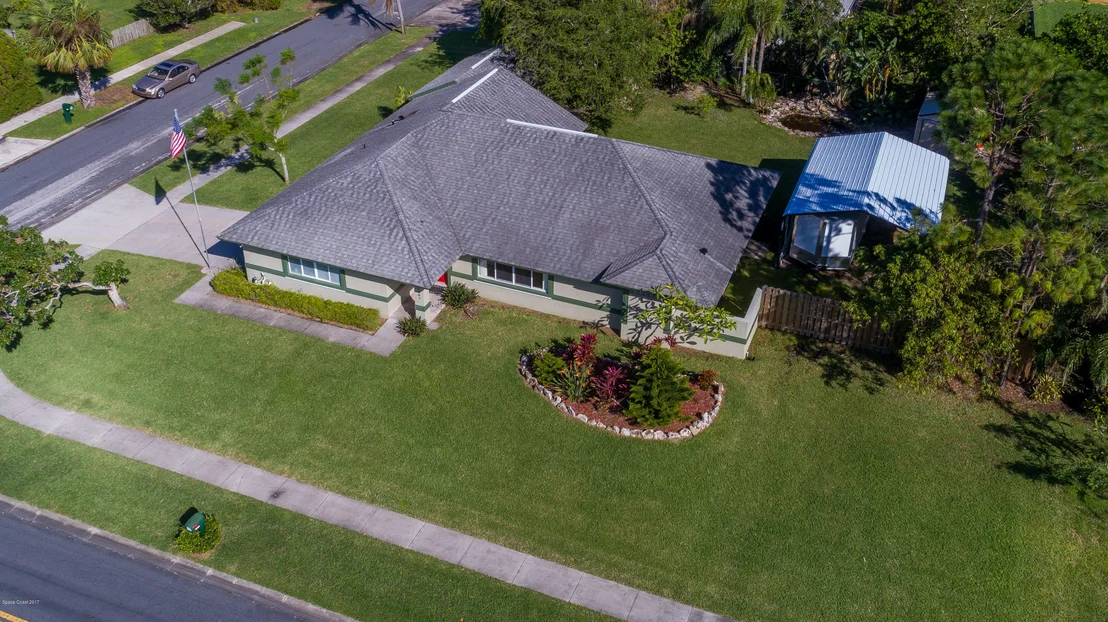 Photo of 1507 Meadowbrook Road NE