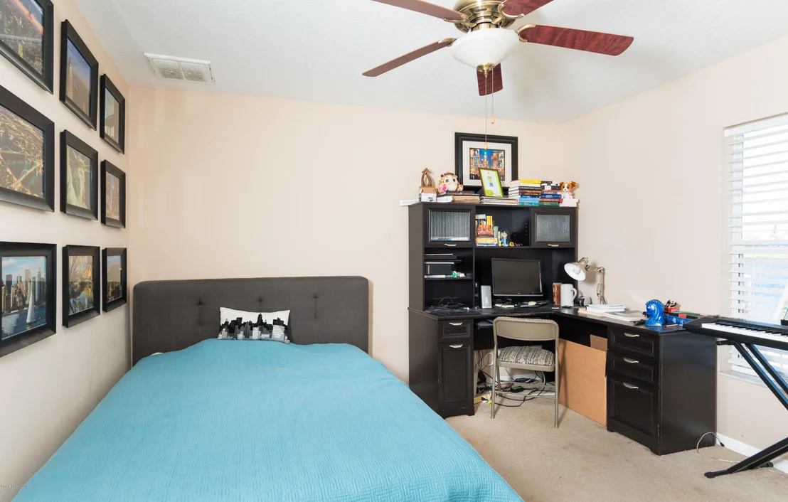 Photo of 4867 Alamanda Drive
