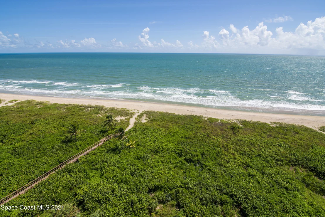 Photo of Unit PHA2 at 3100 N Highway A1a