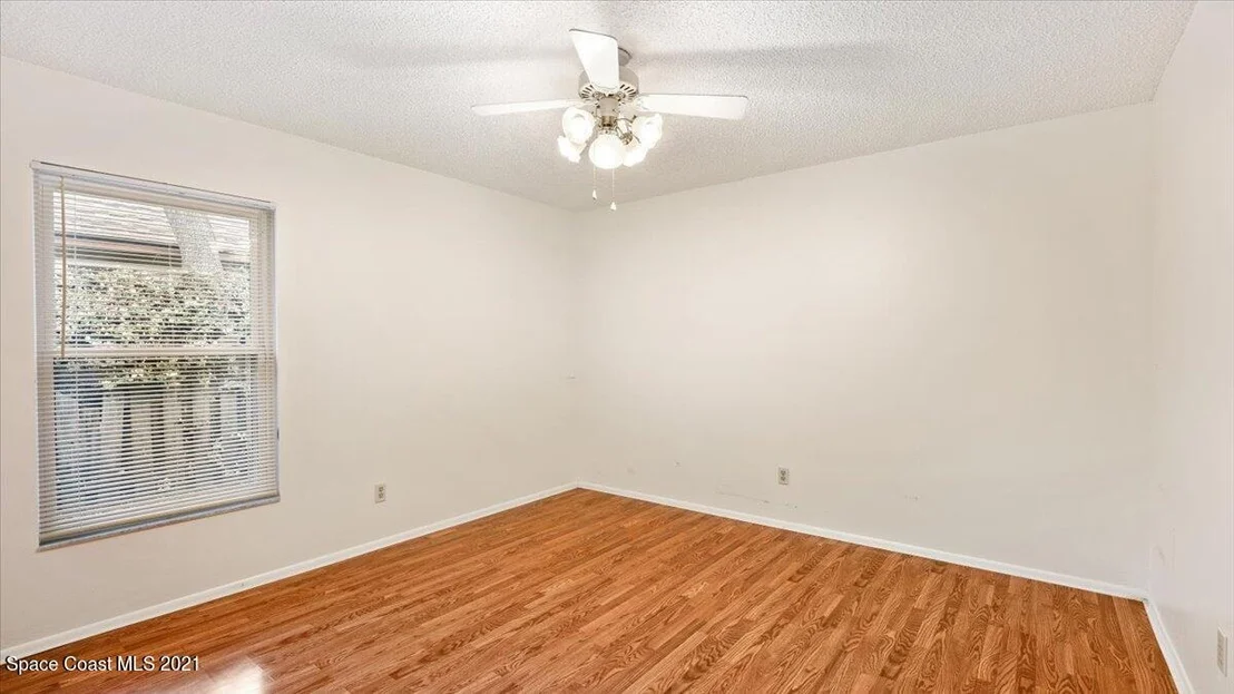 Photo of 4840 Riverside Road