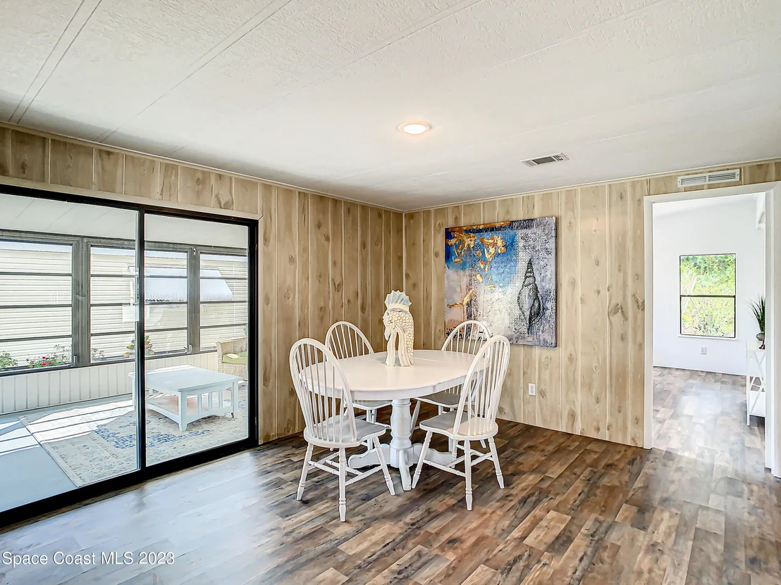 Photo of 534 Jennifer Circle