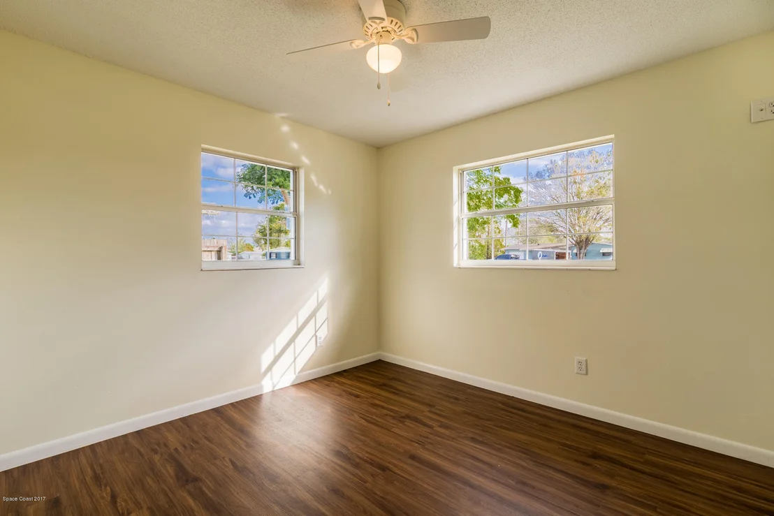 Photo of 1114 Basalona Drive