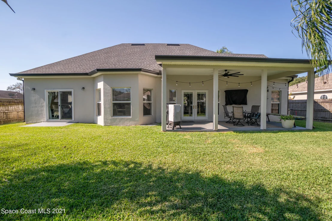 Photo of 6495 Bamboo Avenue