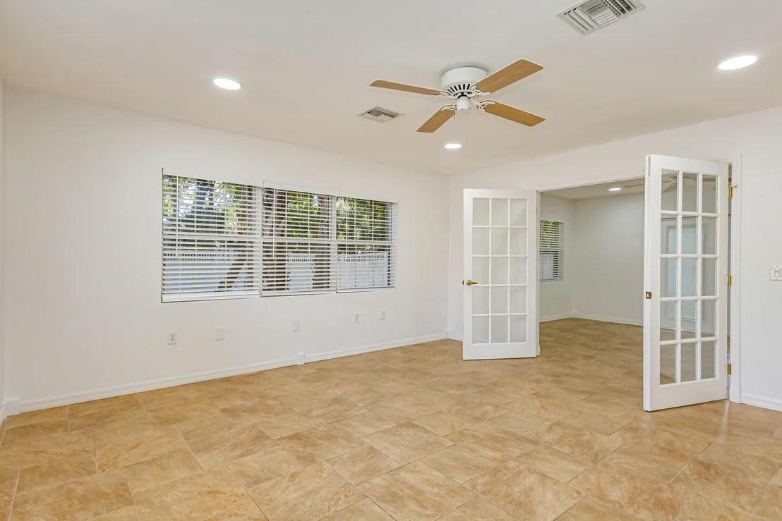 Photo of 407 Par Avenue