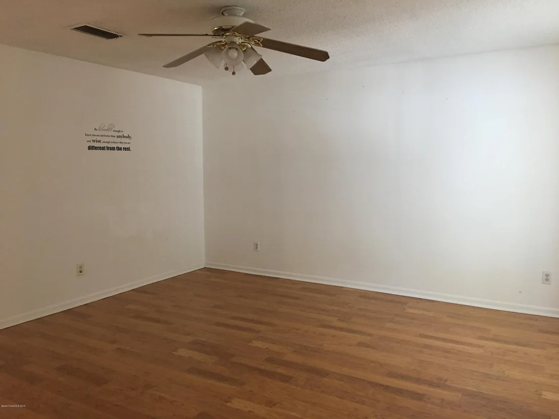 Photo of 987 Sarazen Drive