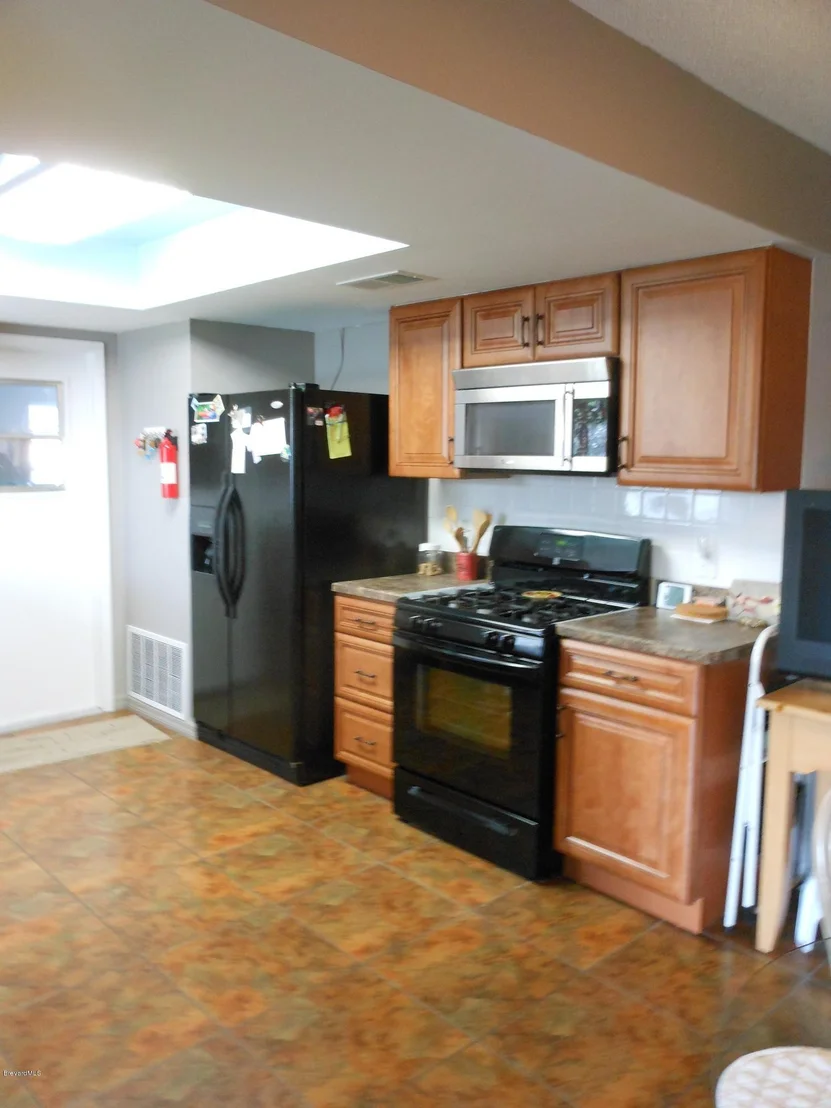 Photo of 608 Avignon Drive