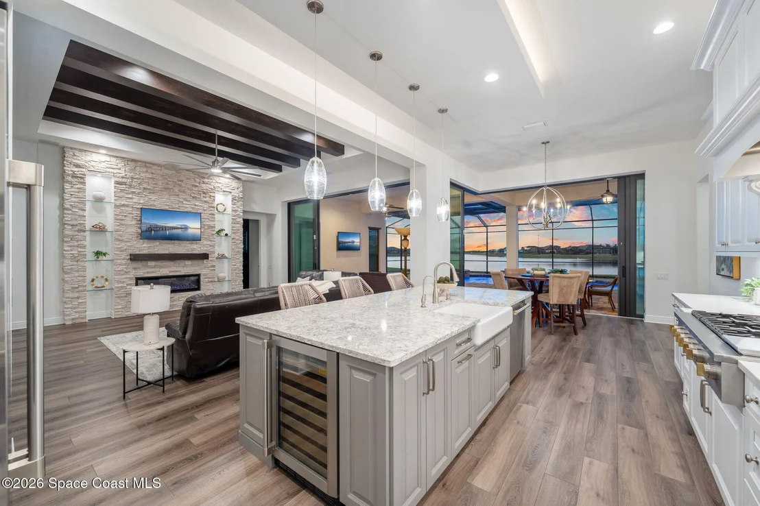 Photo of 3638 Lake Adelaide Place